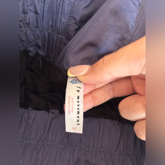 Free People Movement The Way Home Shorts in Deep Sea Size Small - Picture 4 of 5